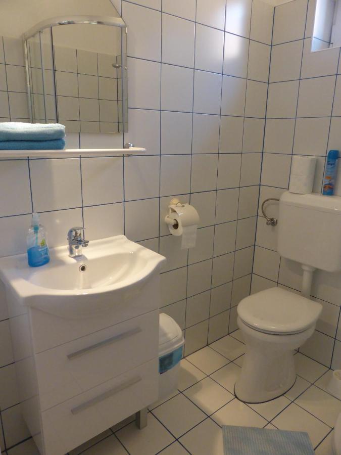 Napfeny Apartman Es Vendeghaz エゲルサローク エクステリア 写真