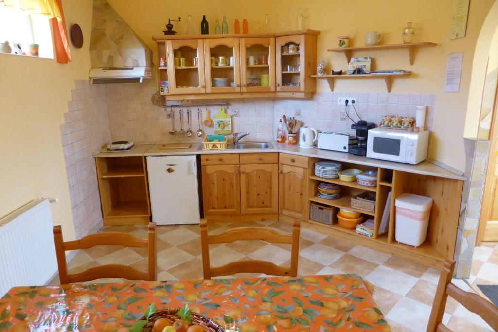 Napfeny Apartman Es Vendeghaz エゲルサローク 部屋 写真